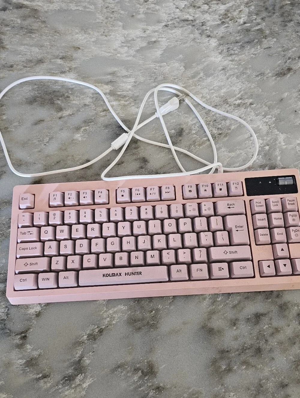 Kolmax Hunter K04 RGB 87-Key Mechanical Gaming Keyboard Pink USB Wired